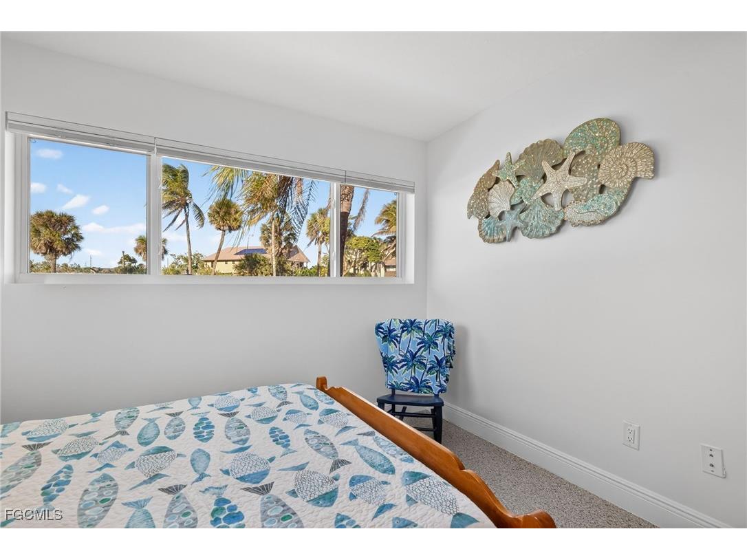 867 Oak Street Fort Myers Beach FL 33931 2026004899 image32