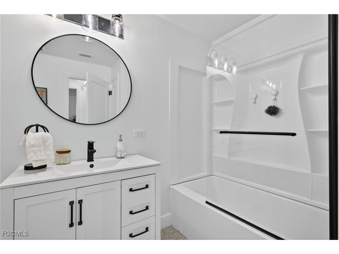 867 Oak Street Fort Myers Beach FL 33931 2026004899 image33