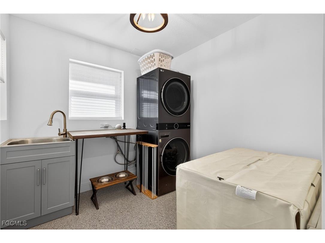 867 Oak Street Fort Myers Beach FL 33931 2026004899 image37