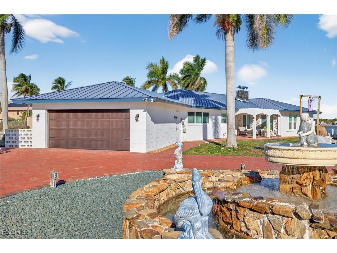 867 Oak Street Fort Myers Beach FL 33931 2026004899 image4