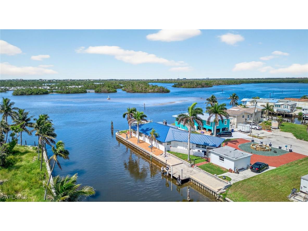 867 Oak Street Fort Myers Beach FL 33931 225059366 image1