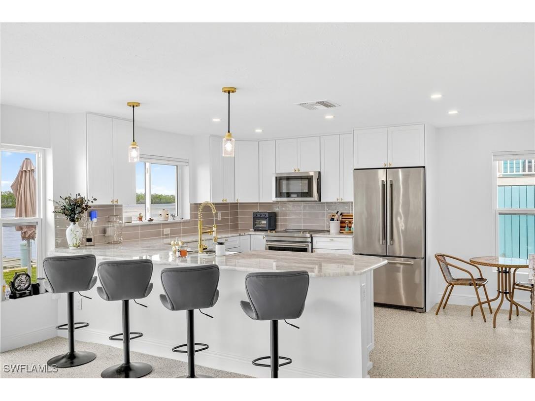 867 Oak Street Fort Myers Beach FL 33931 225059366 image11