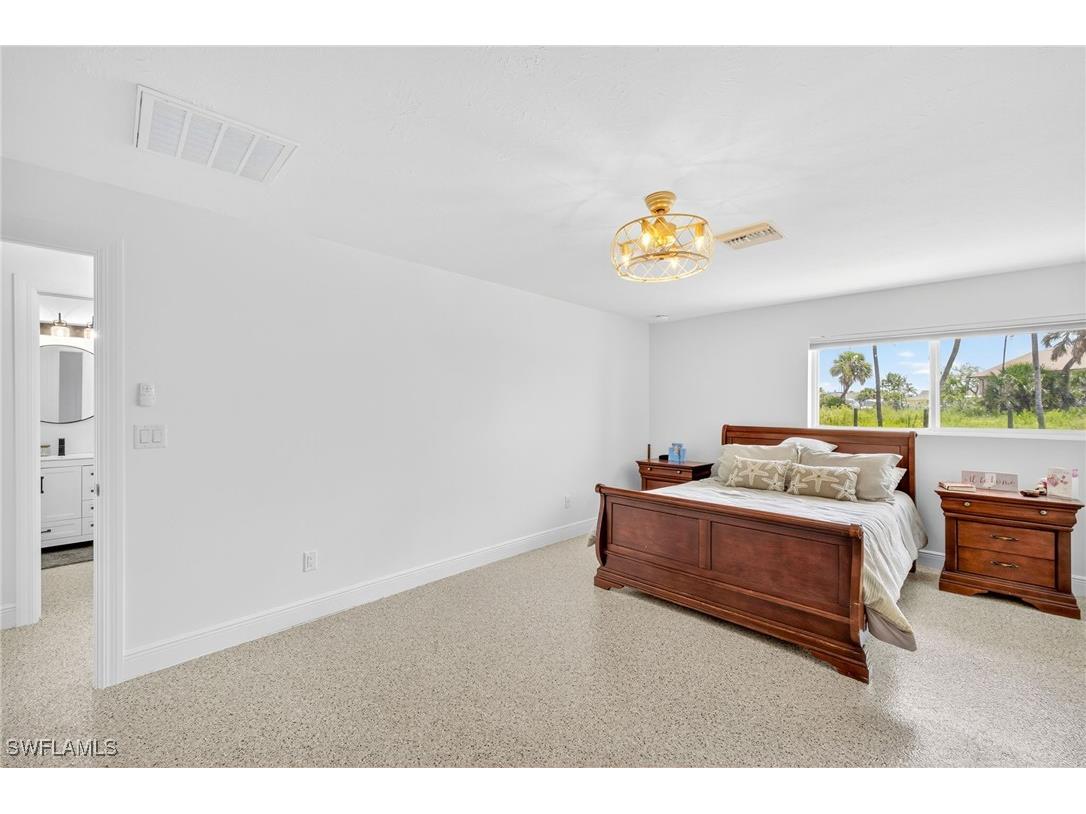 867 Oak Street Fort Myers Beach FL 33931 225059366 image18