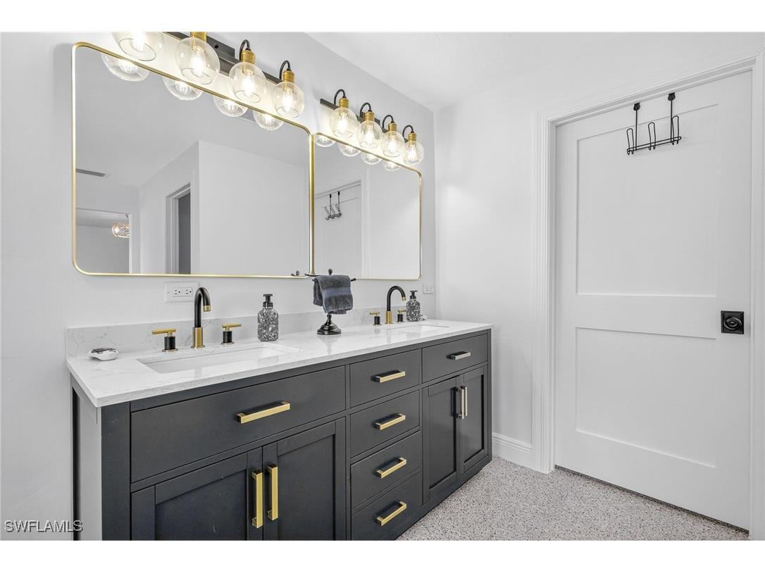 867 Oak Street Fort Myers Beach FL 33931 225059366 image21