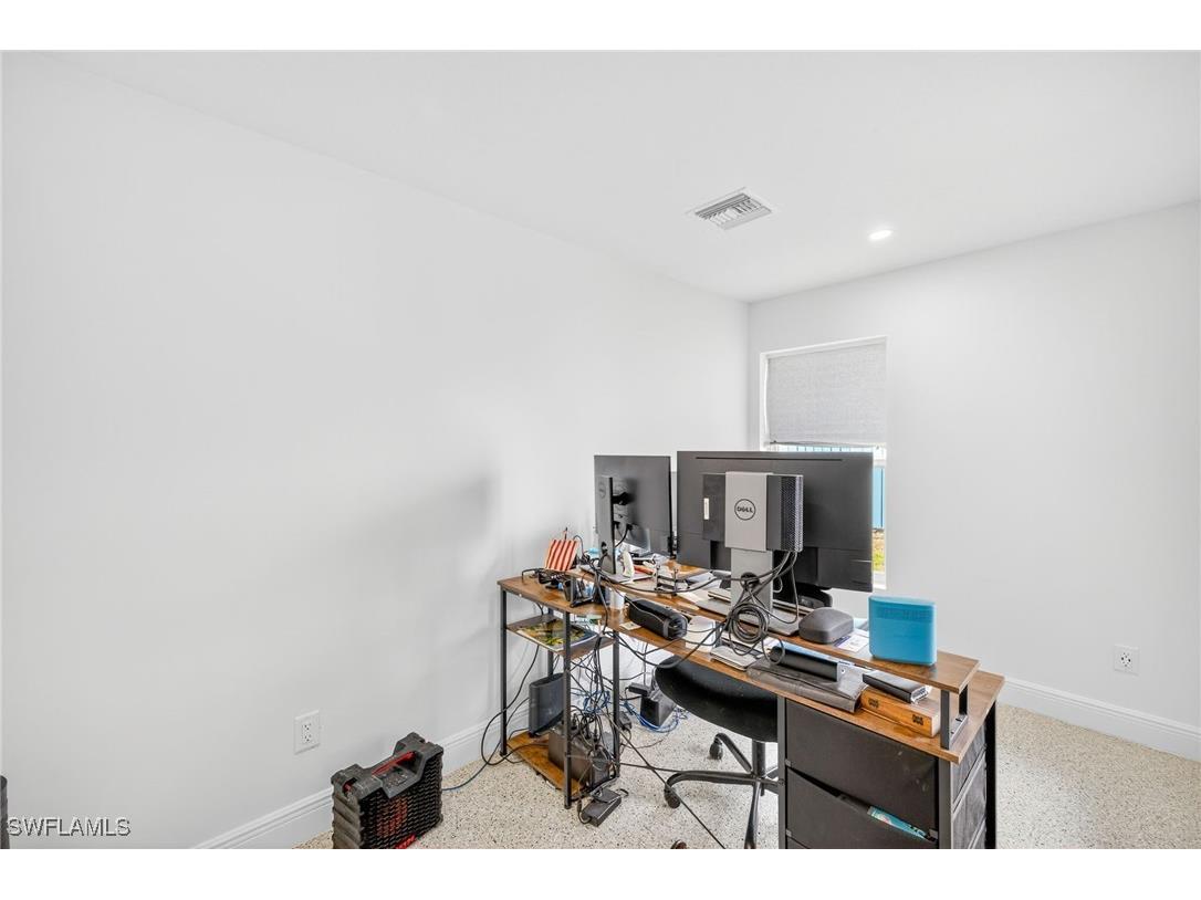 867 Oak Street Fort Myers Beach FL 33931 225059366 image26