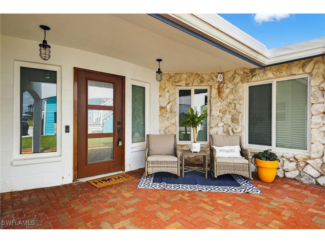 867 Oak Street Fort Myers Beach FL 33931 225059366 image6