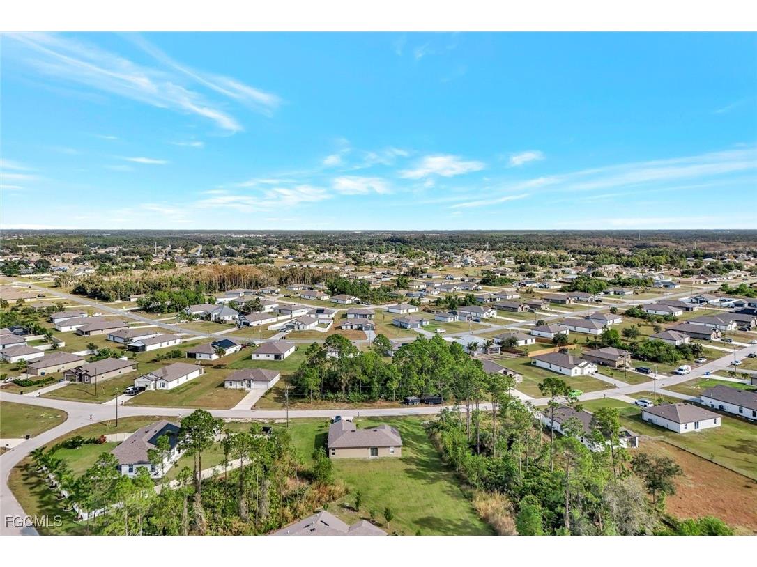 867 Youngreen Drive Fort Myers FL 33913 2025024125 image4