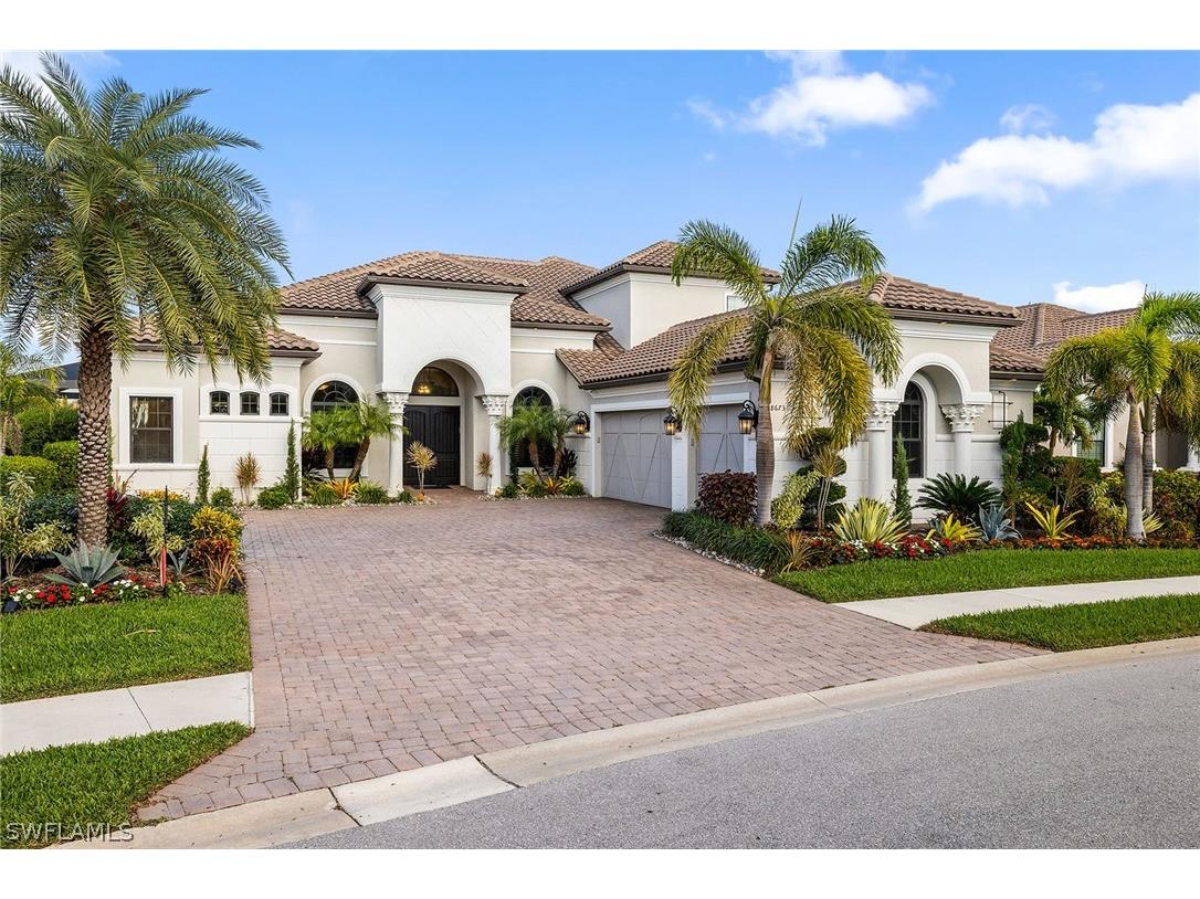 8673 Cavano Street Naples FL 34119 223001177 image1
