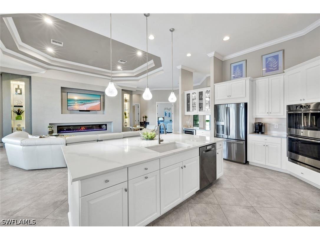 8675 Amour Court Naples FL 34119 226016907 image12