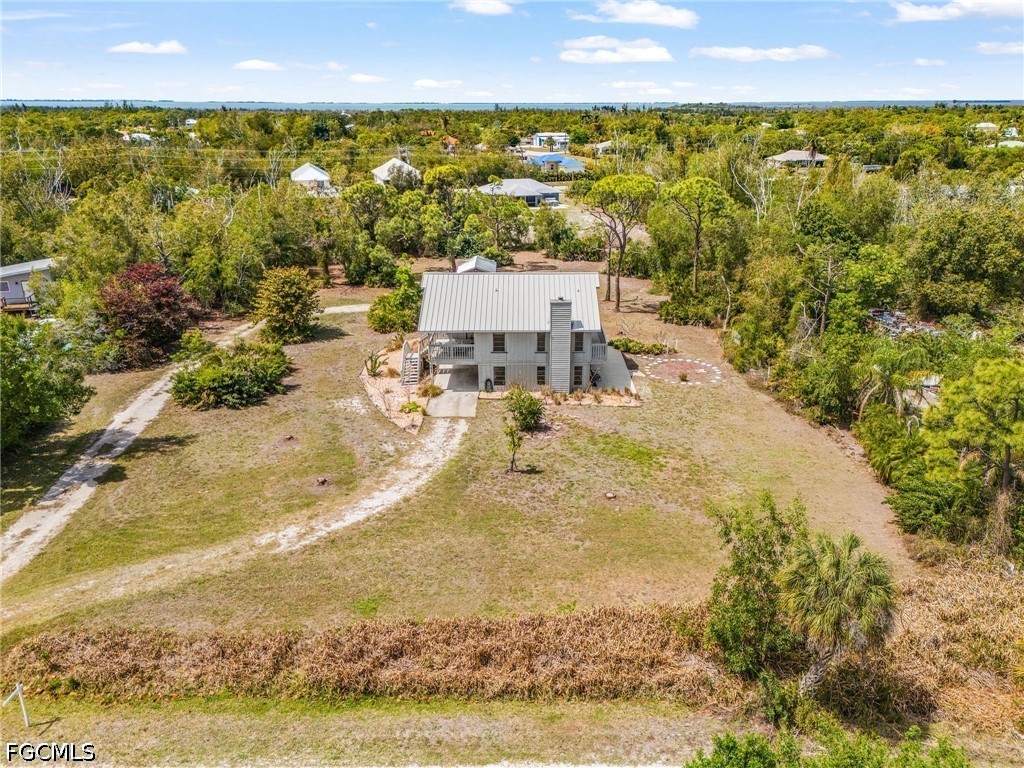 8677 Whispering Pines Drive Saint James City FL 33956 2026014958 image1