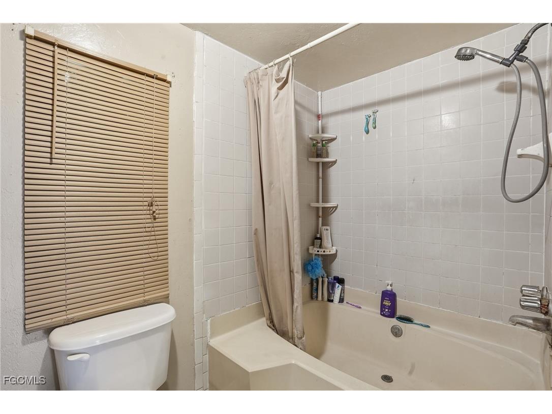 868 Avalon Avenue Labelle FL 33935 2025017479 image17