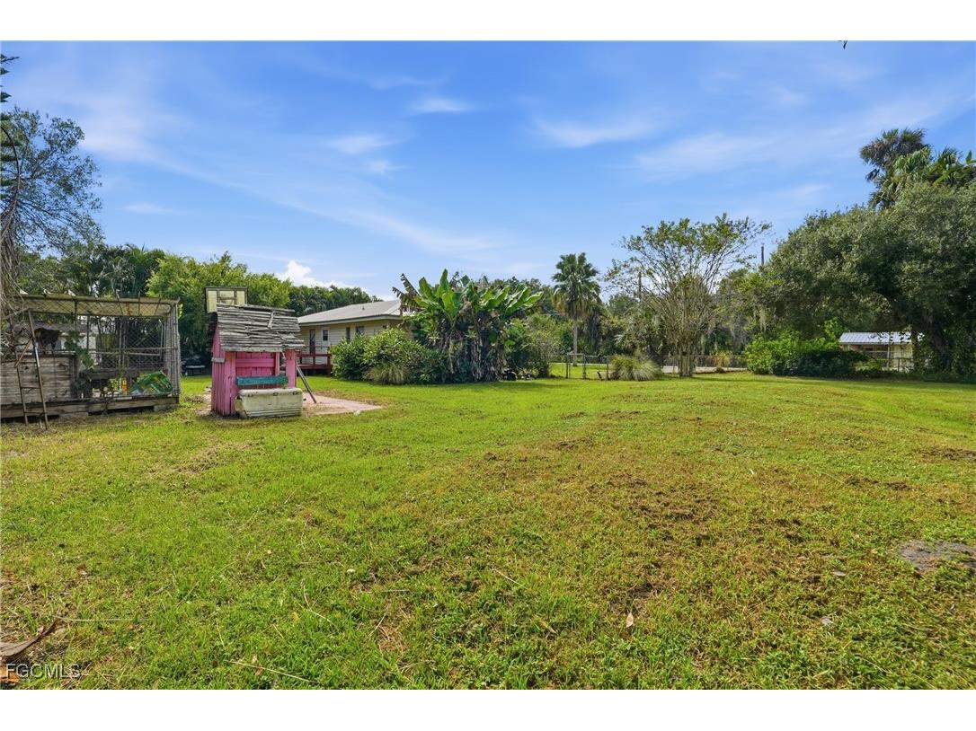 868 Avalon Avenue Labelle FL 33935 2025017479 image29