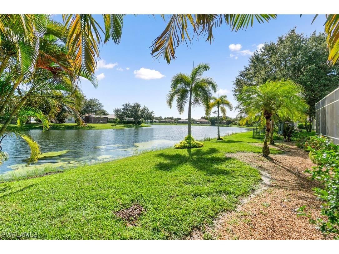 868 Grand Rapids Boulevard Naples FL 34120 224058641 image1