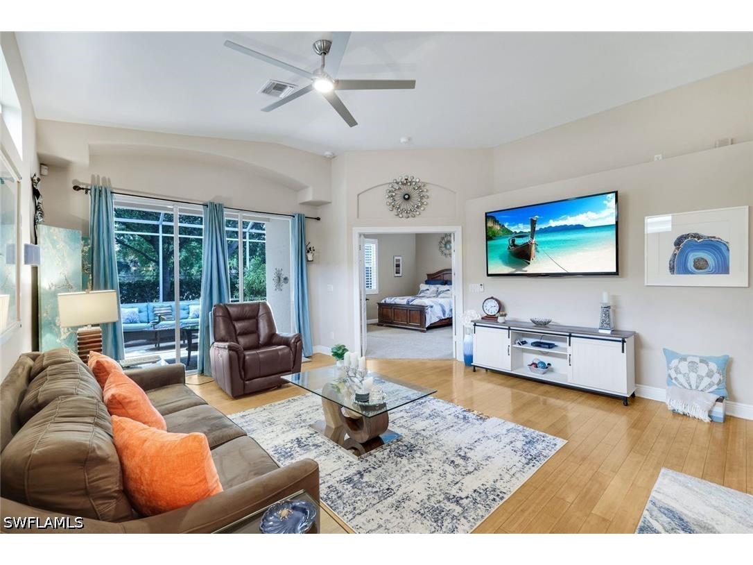 8683 Ibis Cove Circle Naples FL 34119 226026424 image1