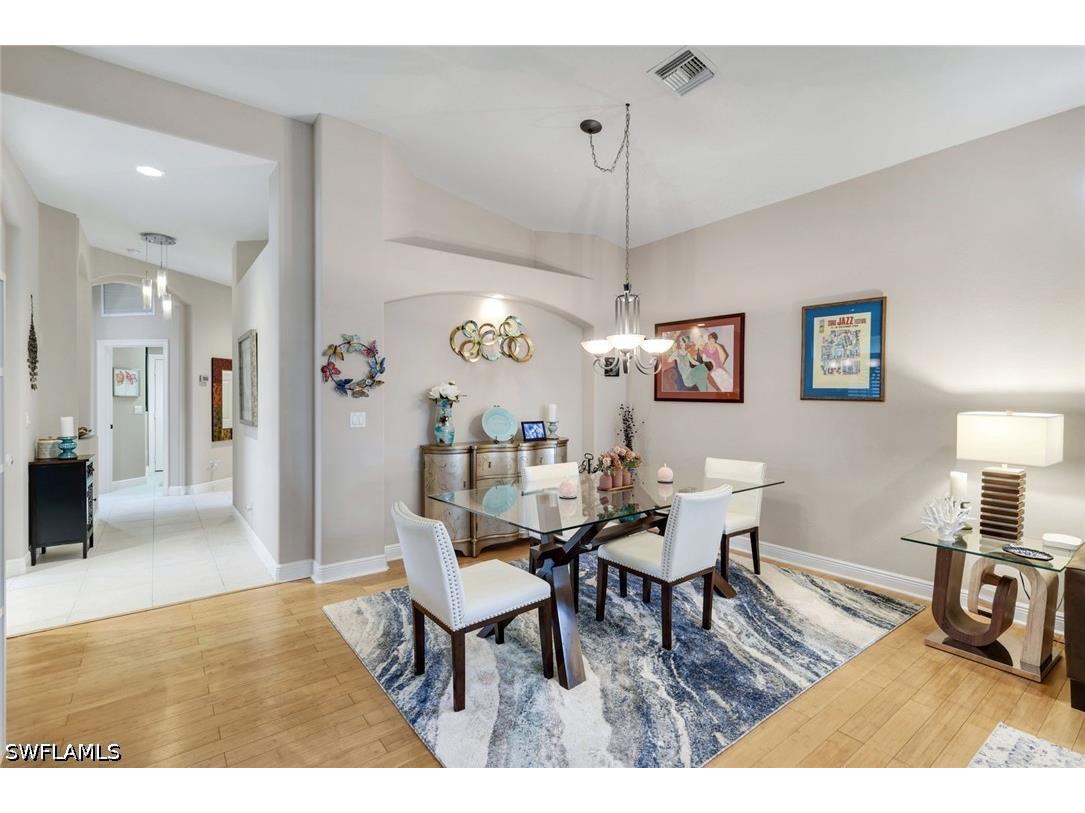 8683 Ibis Cove Circle Naples FL 34119 226026424 image10
