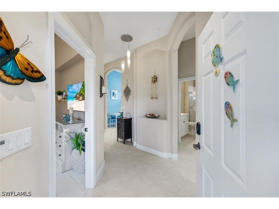 8683 Ibis Cove Circle Naples FL 34119 226026424 image2