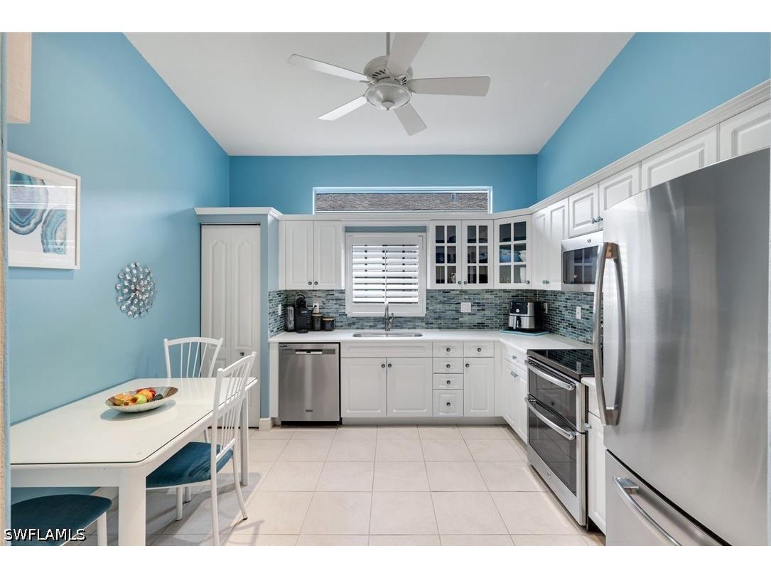 8683 Ibis Cove Circle Naples FL 34119 226026424 image5