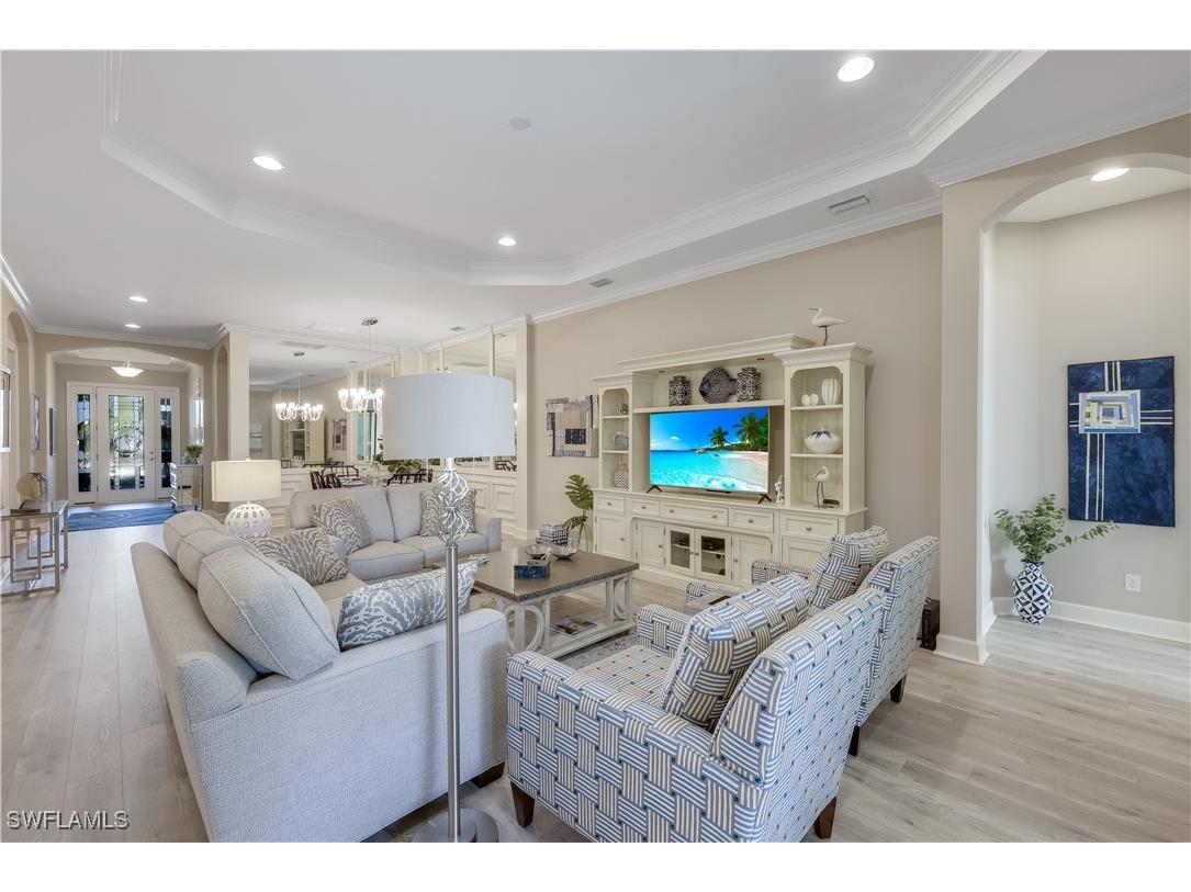 8684 Dilillo Court Naples FL 34119 225010000 image1