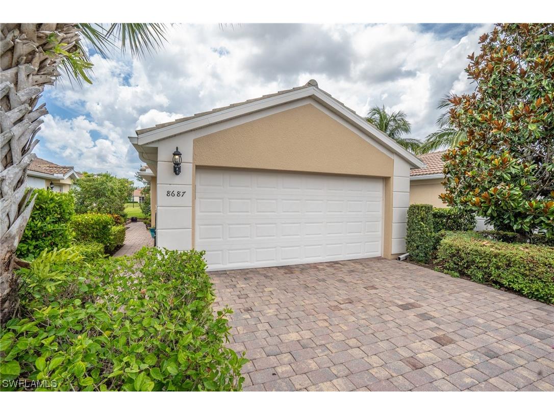8687 Genova Court Naples FL 34114 223034978 image1