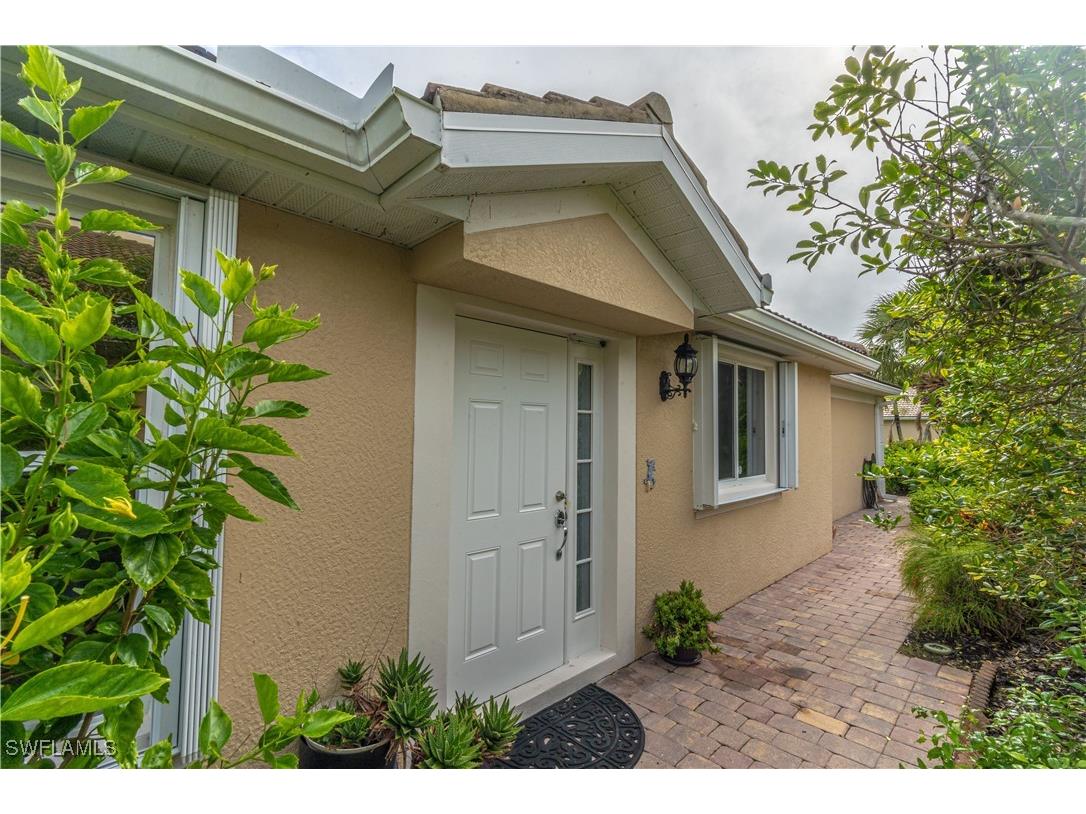 8687 Genova Court Naples FL 34114 225069079 image1