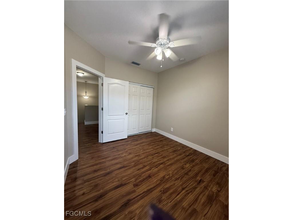 8689 Spring Mountain Way Fort Myers FL 33908 2025015915 image21