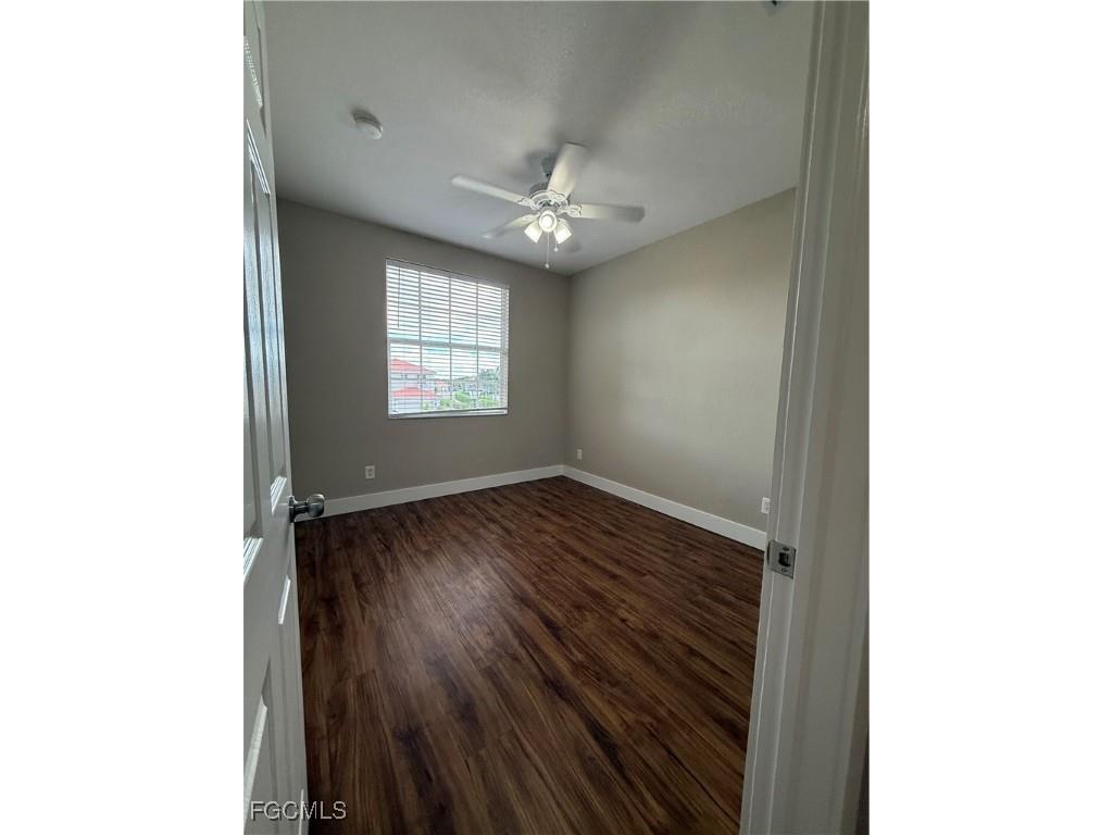 8689 Spring Mountain Way Fort Myers FL 33908 2025015915 image29