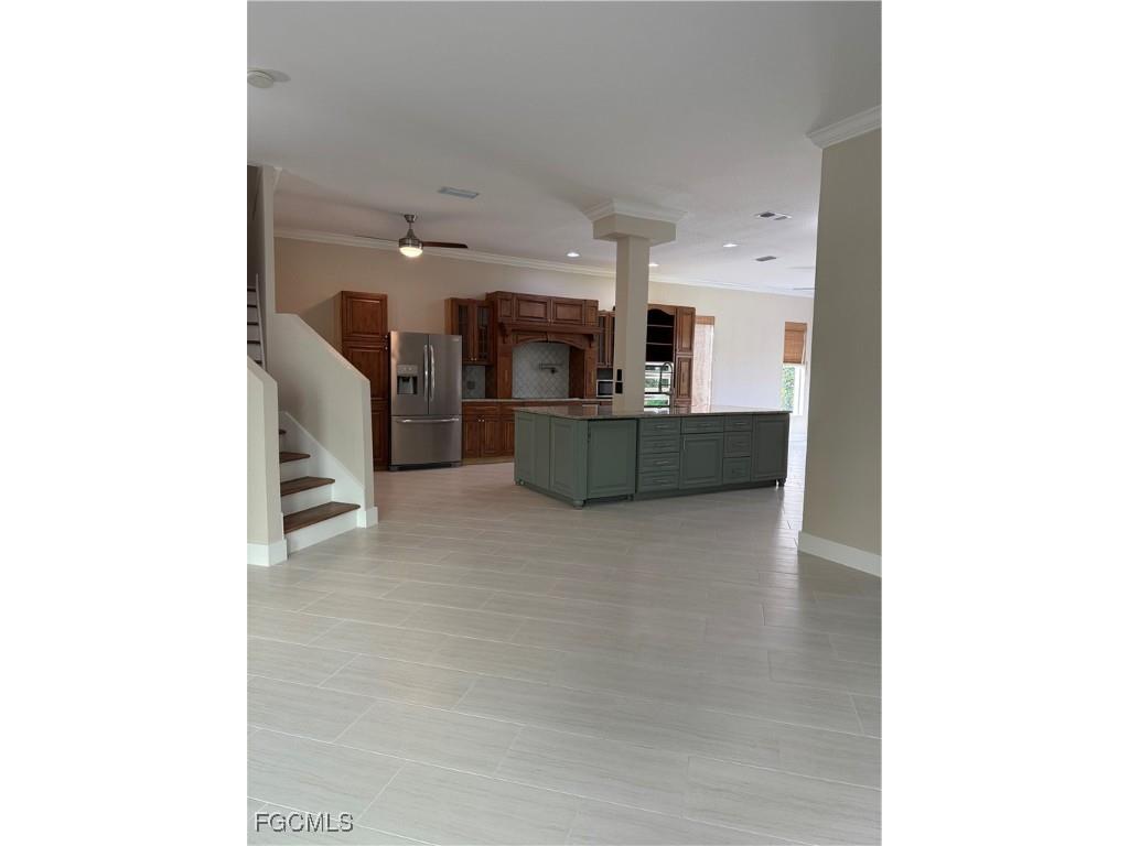 8689 Spring Mountain Way Fort Myers FL 33908 2025015915 image4