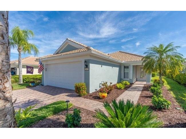 8693 Querce Court Naples FL 34114 225075240 image1