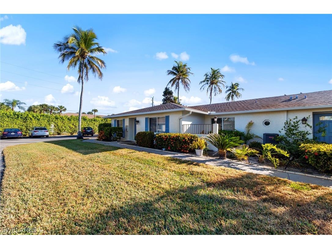 87 Glades Boulevard #3 Naples FL 34112 226006290 image1