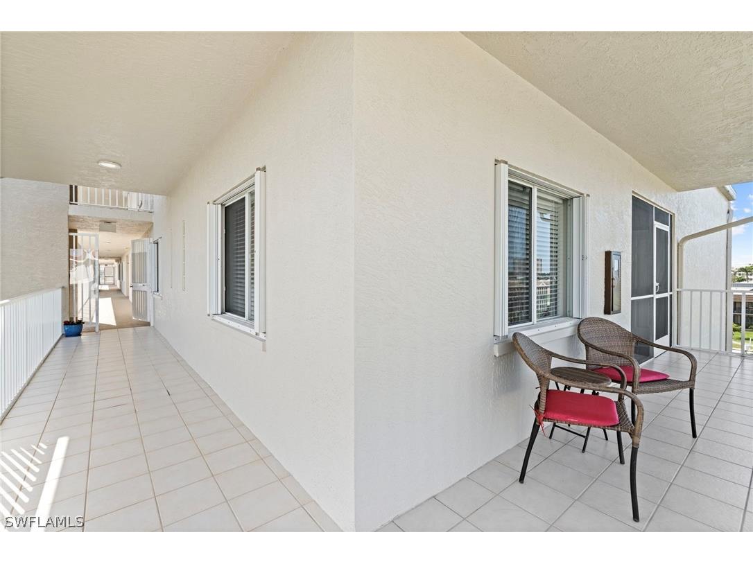 870 Collier Court #406 Marco Island FL 34145 226006736 image18