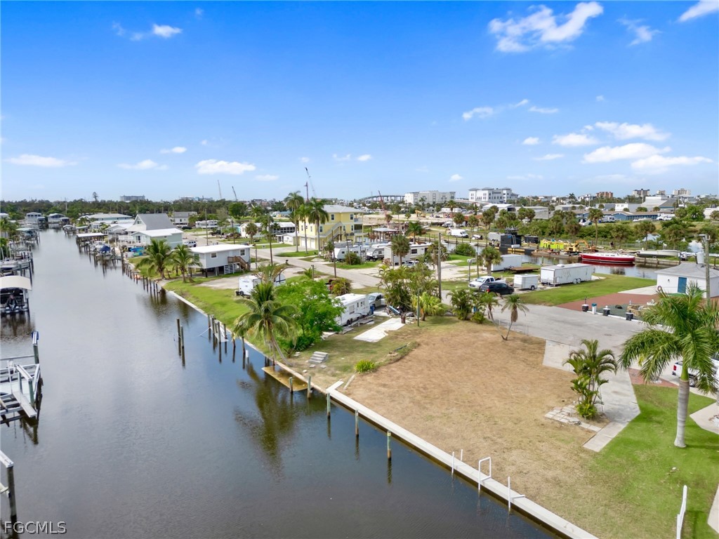 870 Oak Street Fort Myers Beach FL 33931 2026010270 image13
