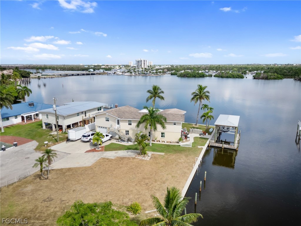 870 Oak Street Fort Myers Beach FL 33931 2026010270 image5