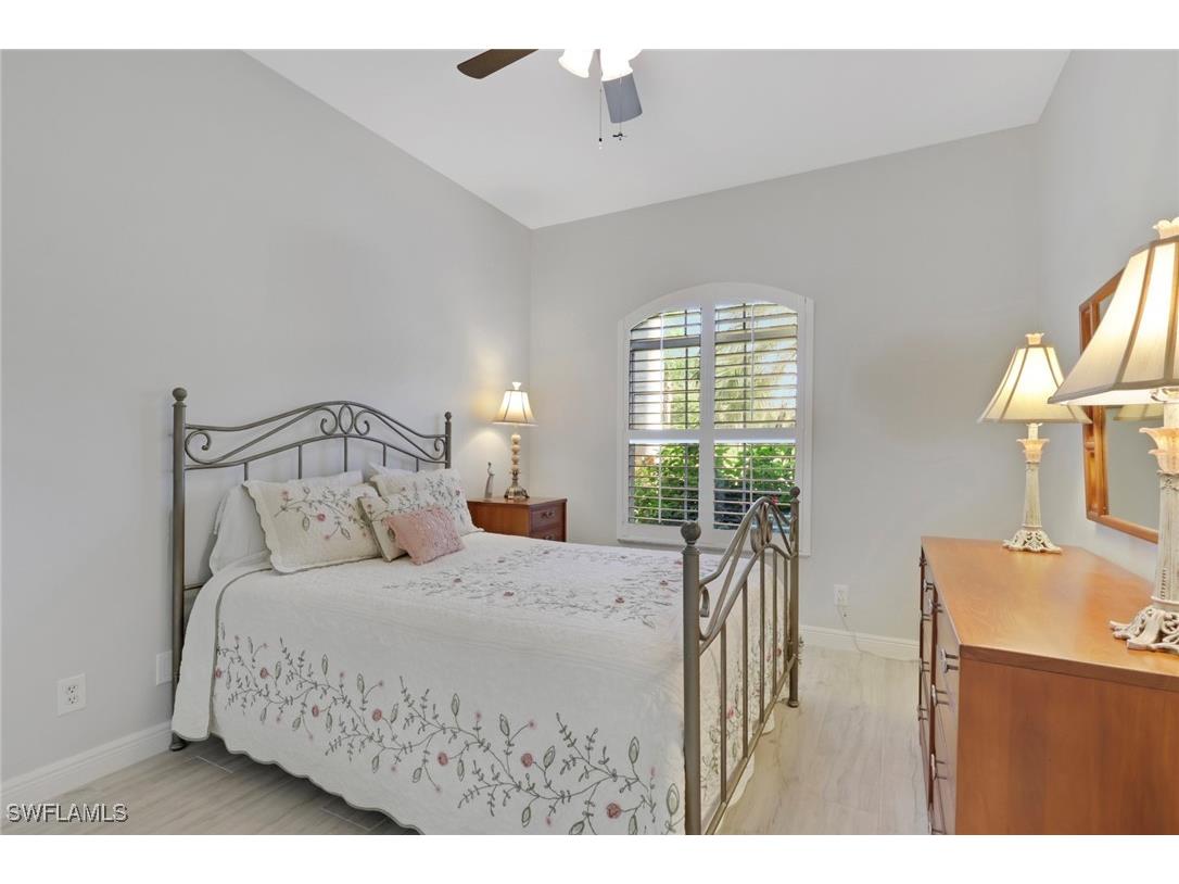 870 Vistana Circle #52 Naples FL 34119 225082752 image11