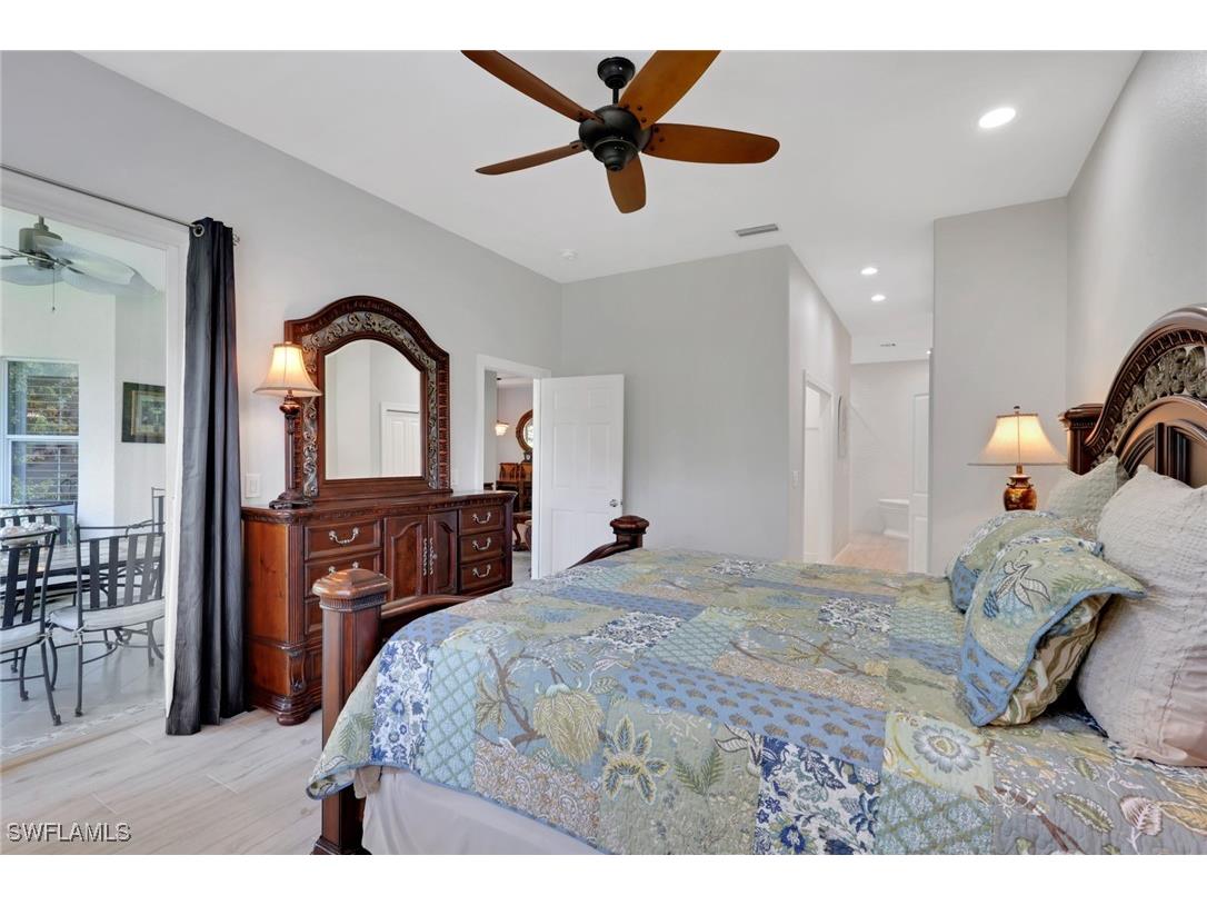 870 Vistana Circle #52 Naples FL 34119 225082752 image9