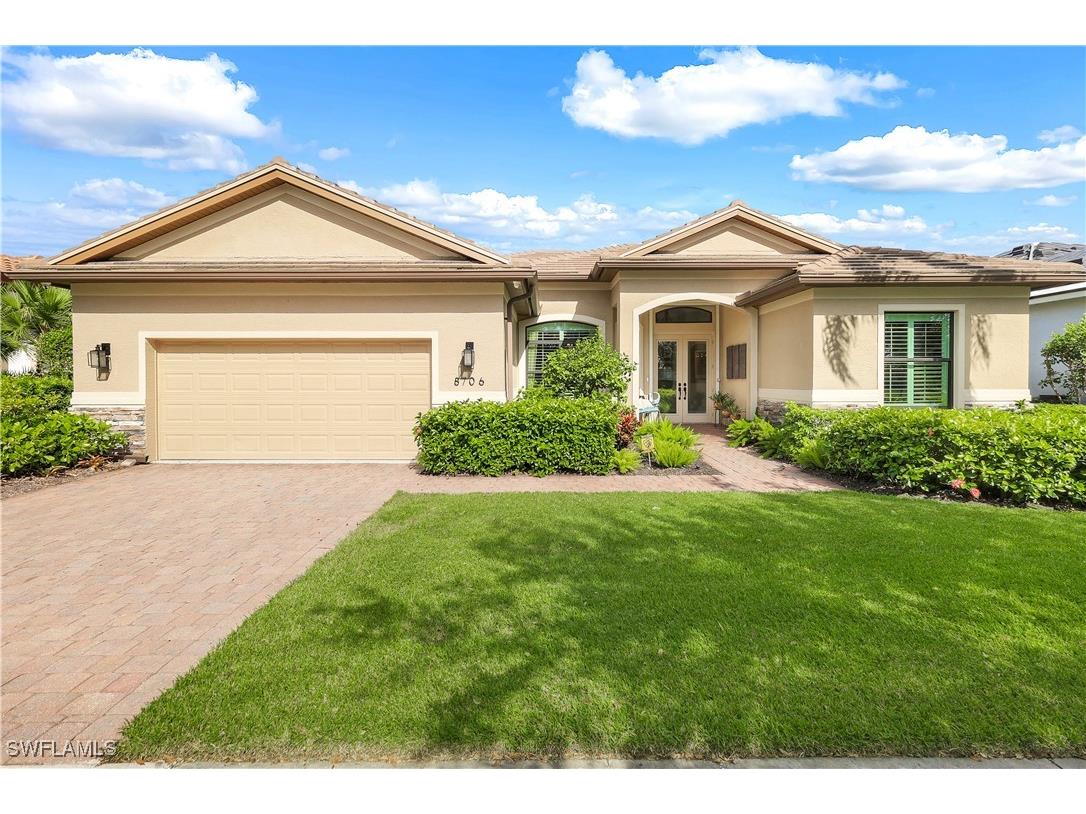 8706 Mustang Island Circle Naples FL 34113 224084424 image1