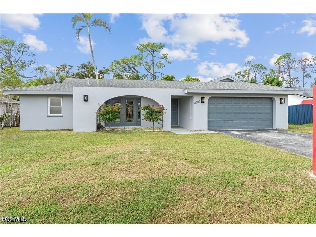 8707 Chatham Street Fort Myers FL 33907 2026019103 image1