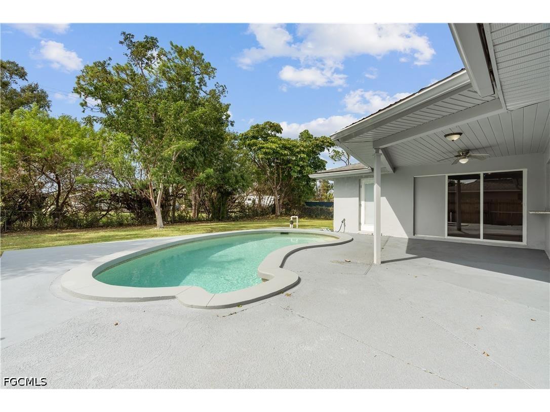 8707 Chatham Street Fort Myers FL 33907 2026019103 image25