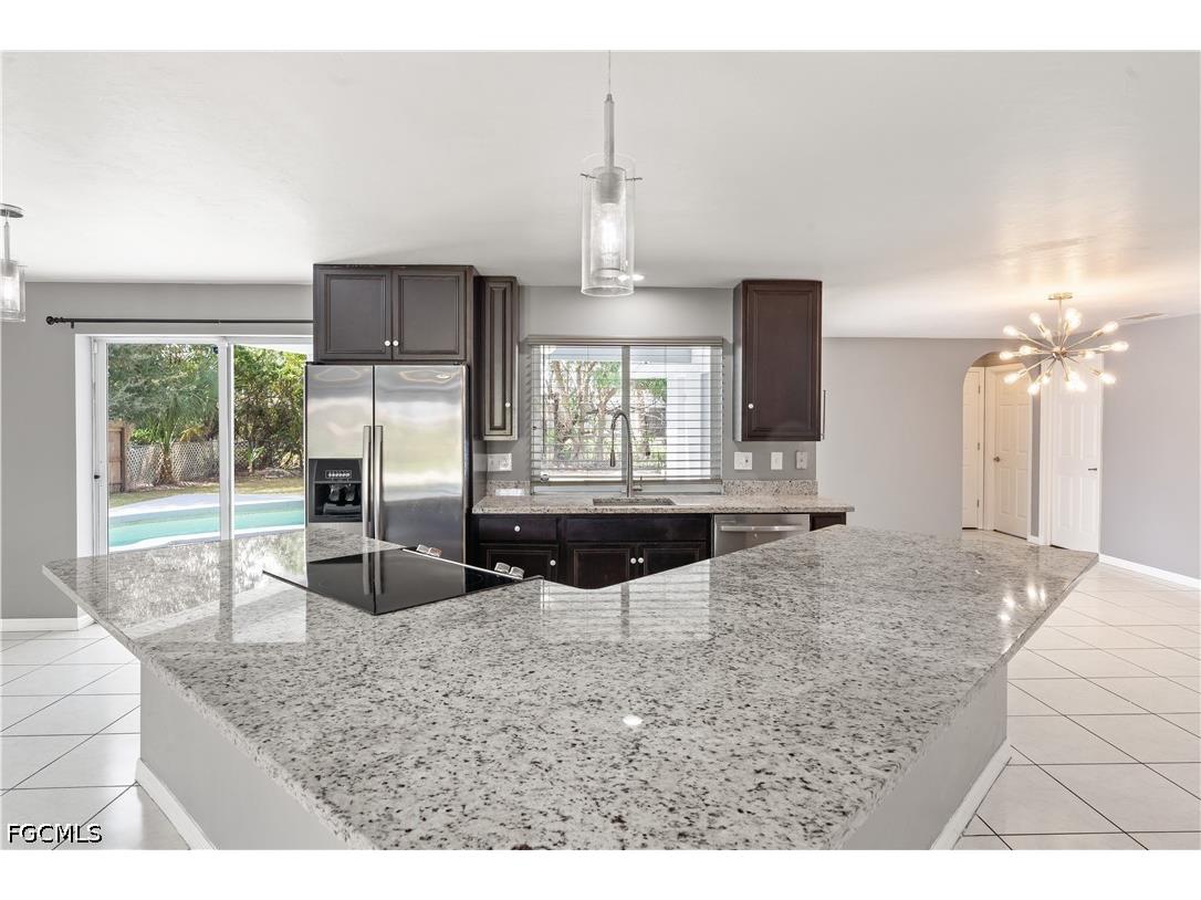 8707 Chatham Street Fort Myers FL 33907 2026019103 image4