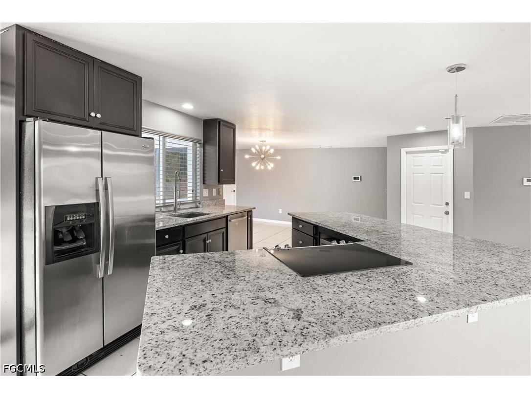 8707 Chatham Street Fort Myers FL 33907 2026019103 image6