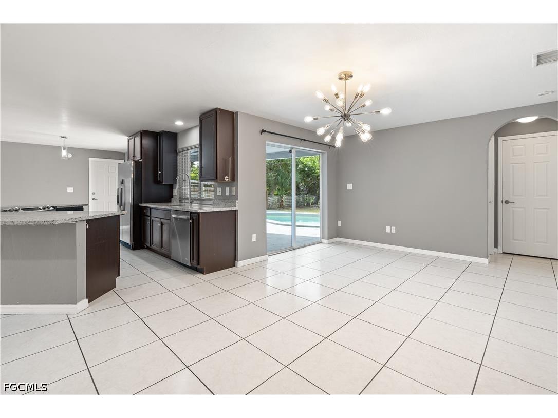 8707 Chatham Street Fort Myers FL 33907 2026019103 image9