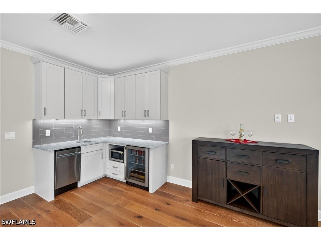 8709 Cavano Street Naples FL 34119 226021138 image13