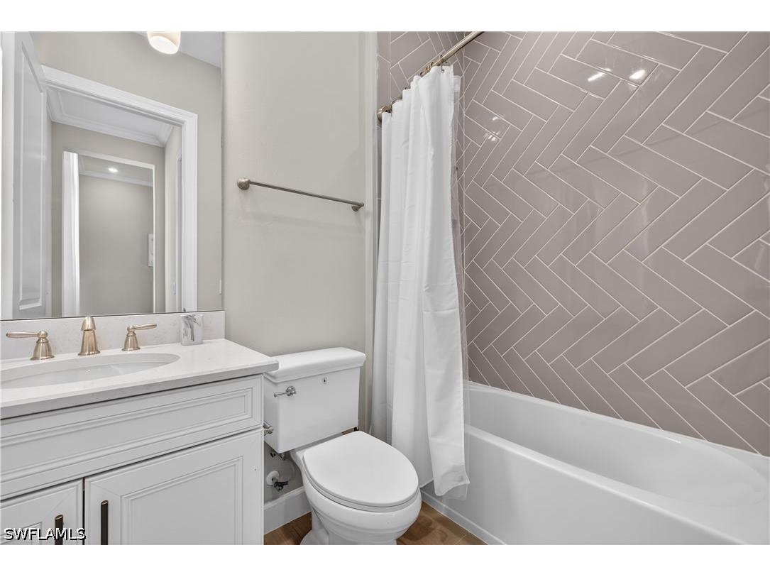 8709 Cavano Street Naples FL 34119 226021138 image29