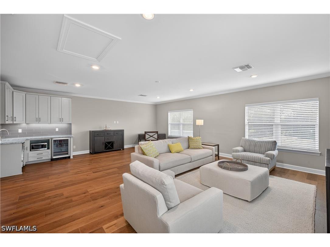8709 Cavano Street Naples FL 34119 226021138 image8