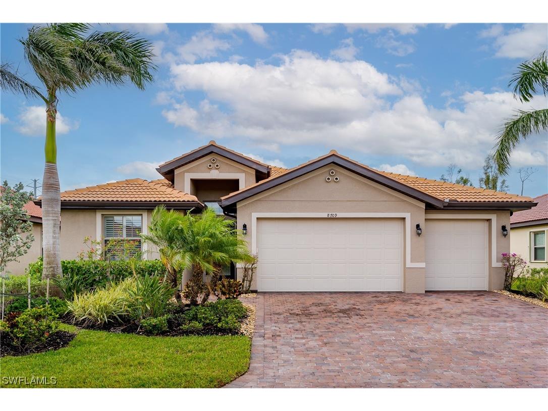8709 Westwood Oaks Place Fort Myers FL 33908 223028721 image1