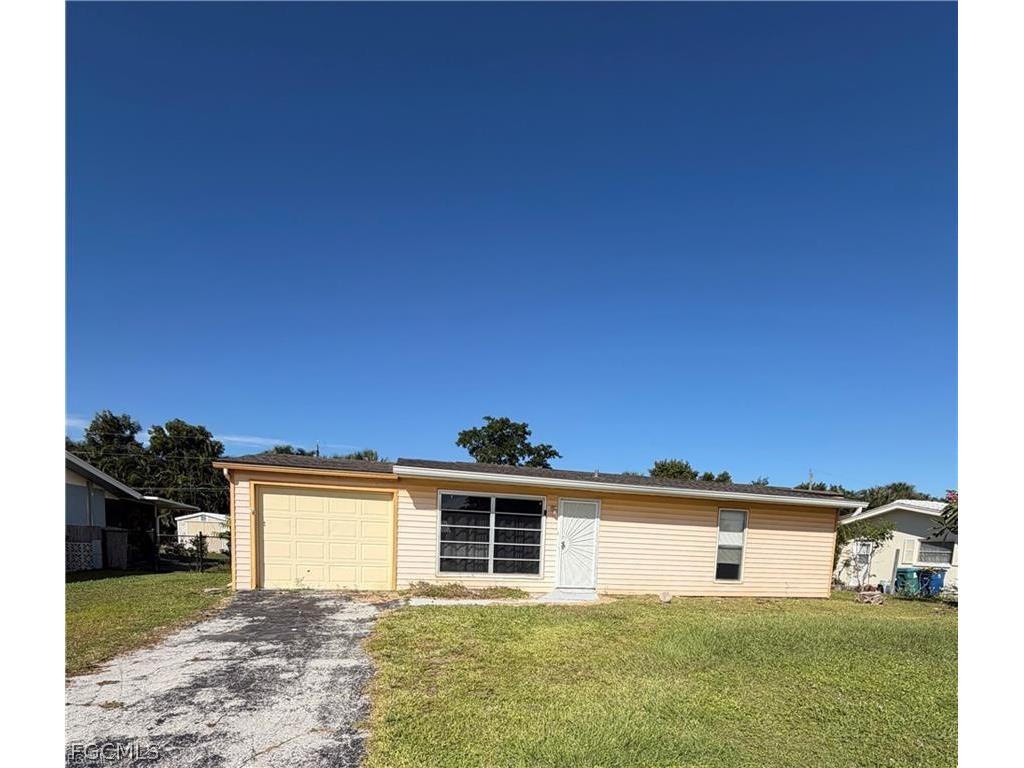 871 Lake Mcgregor Drive Fort Myers FL 33919 2026008894 image2