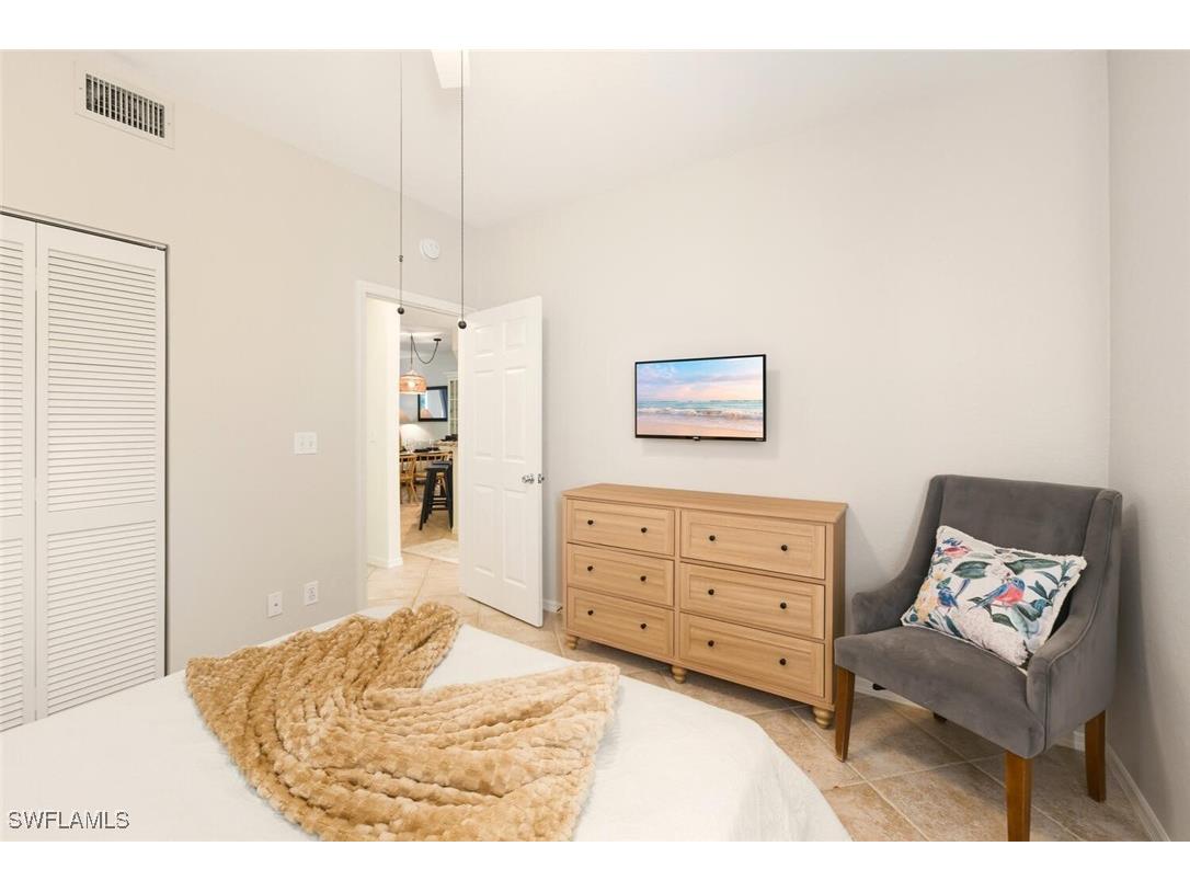 871 Tanbark Drive #102 Naples FL 34108 225085171 image22