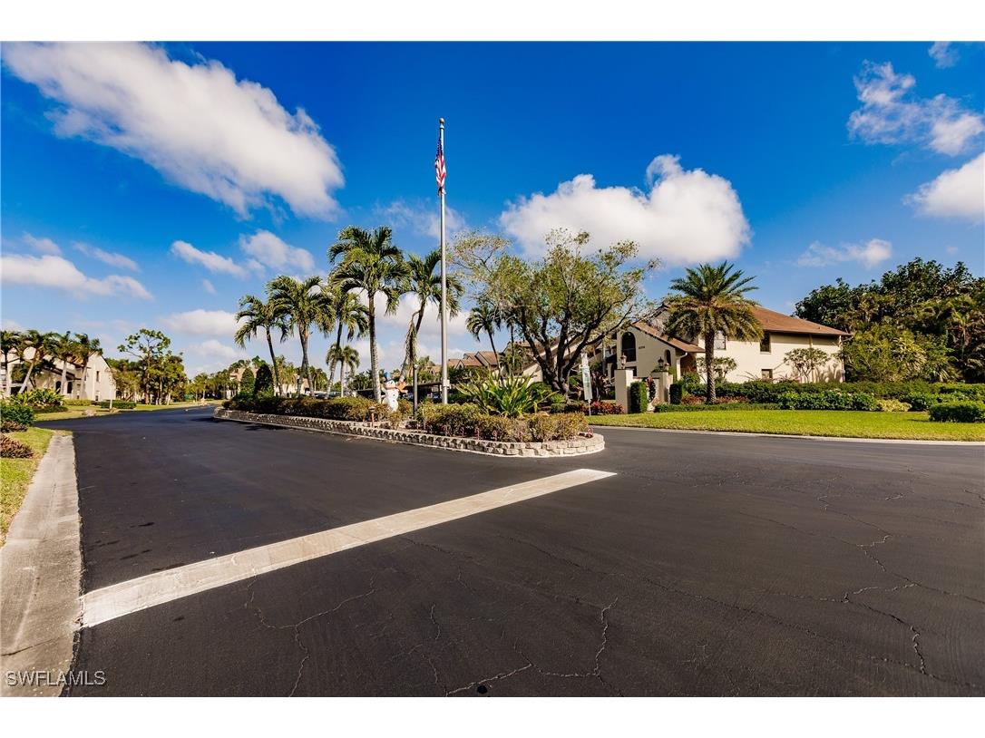 8715 Charter Club Circle #2 Fort Myers FL 33919 224072209 image22
