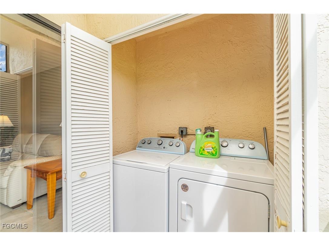 8715 Charter Club Circle #3 Fort Myers FL 33919 2026000833 image22