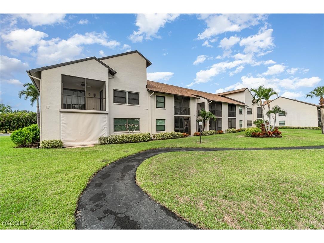 8715 Charter Club Circle #3 Fort Myers FL 33919 2026000833 image26