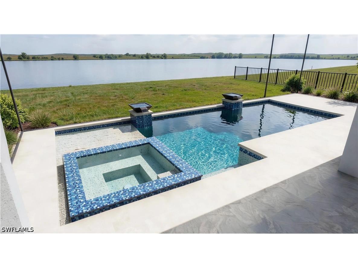 8718 Driftwood Drive Naples FL 34114 226014764 image2